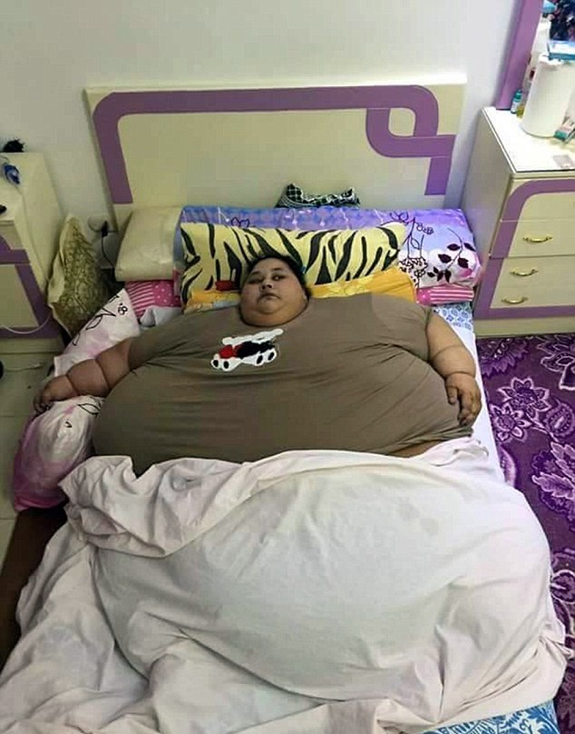 街头奇葩事件频上热搜，年轻人的快乐源泉从哪来？